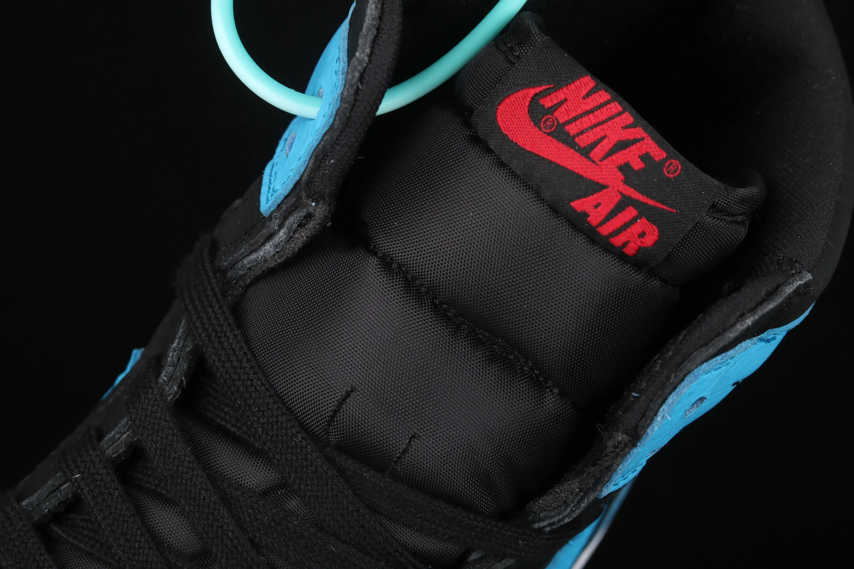 All categories Air Jordan Jordan series basketball shoes Air Jordan 1 High Air Jordan 1 High OG "UNC To Chicago" AJ1 Joe 1 police light 2.0 CD0461-046